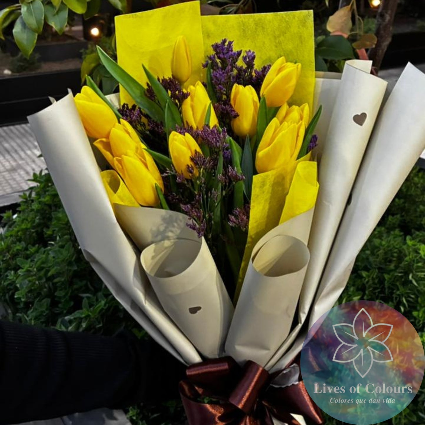 Ramo de 10 tulipanes amarillos